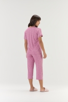 PIJAMA FEMININO MANGA CURTA E CALÇA CAPRI ROSA - COR COM AMOR